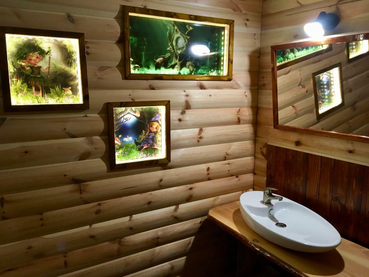 Holzhaus Trollbluemchen Am Wald Und See Neuruppin Exteriér fotografie