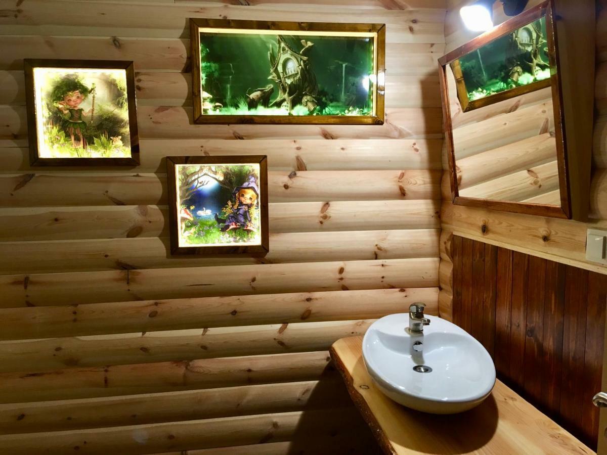 Holzhaus Trollbluemchen Am Wald Und See Neuruppin Exteriér fotografie
